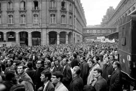 Manifestación en los alrededores de la Sorbona. / © Michel Pansu / Fonds France Soir / Coll. BHVP.